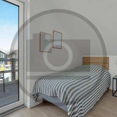 Kysthusene, Lejl, 6 *